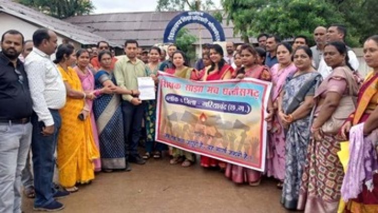 शिक्षक साझा मंच ने 4 सूत्रीय मांगों को लेकर निकाली रैली, गांधी मैदान में सैकड़ों शिक्षकों ने जमकर की नारेबाजी, अधिकारियों को सौंपा ज्ञापन