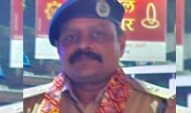 छत्तीसगढ़ चौंकाने वाला मामला, पुलिसकर्मियों ने 70 लीटर पानी को बताया शराब, मांगी एक लाख की रिश्वत, युवक ने एसपी से लगाईं इंसाफ की गुहार