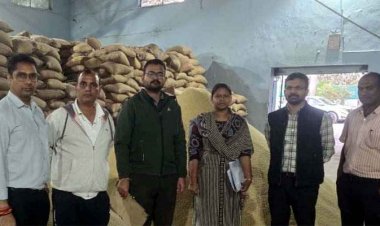 धमतरी में राइस मिलों पर प्रशासन की कार्रवाई, 1.77 करोड़ का अवैध धान जब्त, इधर 1450 कट्टा जप्ती, कारोबारियों और बिचौलियों में हड़कंप