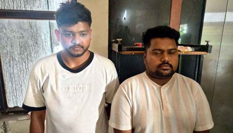 रायपुर में गैस एजेंसी के सुपरवाईजर से 10 लाख की लूट का पर्दाफाश, दो बदमाश गिरफ्तार, तीन फरार बदमाशों की तलाश में जुटी पुलिस, एक्टिवा जप्त
