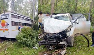 NH-30 पर दर्दनाक हादसा, कांकेर रोडवेज की बस और कार में जोरदार टक्कर, चालक की मौके पर मौत, मां-बेटा घायल, हालत नाजुक, इलाज जारी