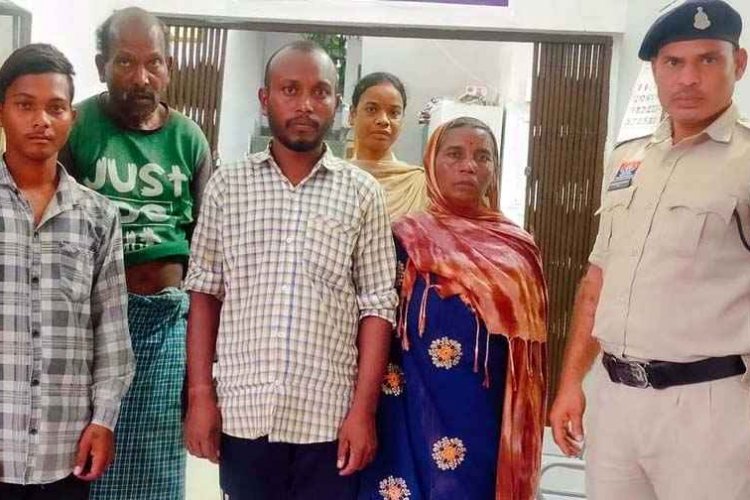 जमीन विवाद में परिवार ने ही कर दी हत्या, लाठी&डंडों से पीटकर युवक को उतारा मौत के घाट, इलाके में फैली सनसनी, गांव में तनाव का माहौल, 4 आरोपी गिरफ्तार