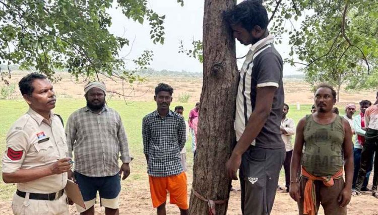 करेली बड़ी निवासी 25 वर्षीय युवक का जंगल में पेड़ से लटका मिला शव, इलाके में फैली सनसनी, जांच में जुटी पुलिस, गांव में तरह-तरह की चर्चाएं