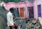 भरभराकर गिरा जर्जर पंचायत भवन, बाल-बाल बचे सरपंच-सचिव, मलबे में दबा सरकारी रिकॉर्ड, टला बड़ा हादसा, सरकारी भवनों की सुरक्षा व्यवस्था पर उठे सवाल