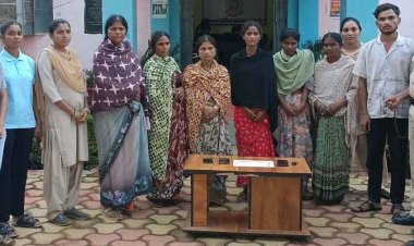 जतमई धाम में महिला के गले से सोने की चेन स्नेचिंग, CCTV फुटेज के आधार पर पुलिस की हिरासत में नागपुर की 7 संदिग्ध महिलाएं, सोने जैसी वस्तु बरामद