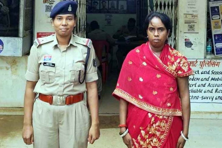 स्व सहायता समूह में मुनाफे का झांसा देकर महिलाओं से 15 लाख की ठगी, पुलिस कुरुद की आरोपी महिला विद्या साहू को गिरफ्तार कर भेजा जेल