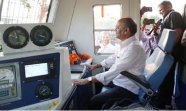 कुरूद पहुंची मेमू ट्रेन, विधायक अजय चंद्राकर ने यात्रियों का किया स्वागत, अश्विनी वैष्णव- जल्द रायपुर से धमतरी तक चलाने की तैयारी तेज