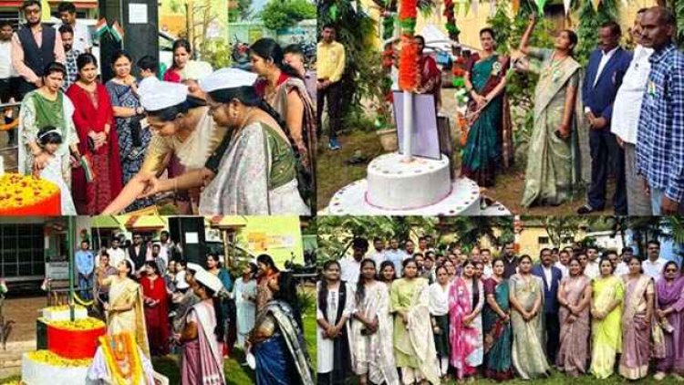 मैनपुर में अध्यक्ष श्रीमती नुरमति मांझी और जिला पंचायत कार्यालय गरियाबंद में अध्यक्ष श्रीमती स्मृति ठाकुर ने किया ध्वजारोहण