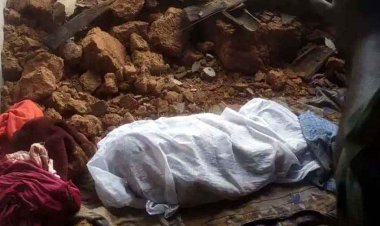 बारिश के बीच गिरी मकान की दीवार, 3 साल की बच्ची की मौत, 9 लोगों पर गिरी 400 साल पुराने महल की दीवाल, परिवार के पांच लोगों समेत सात की गई जान