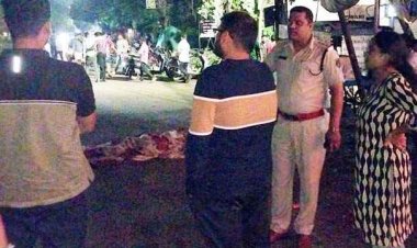 दर्दनाक सड़क हादसा, ट्रक की ठोकर से बाइक सवार युवक की हुई मौत, ड्राइवर और क्लीनर वाहन समेत गिरफ्तार, जांच में जुटी पुलिस