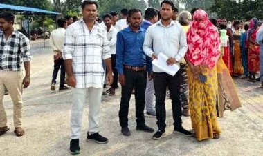 जिला भाजपा अध्यक्ष सुभाष जालान, जनपद सीईओ प्रतीक प्रधान समेत चार लोगों की खिलाफ गैंगरेप का आरोप, पीड़िता के साथ कई महिलाएं पहुंची थाना