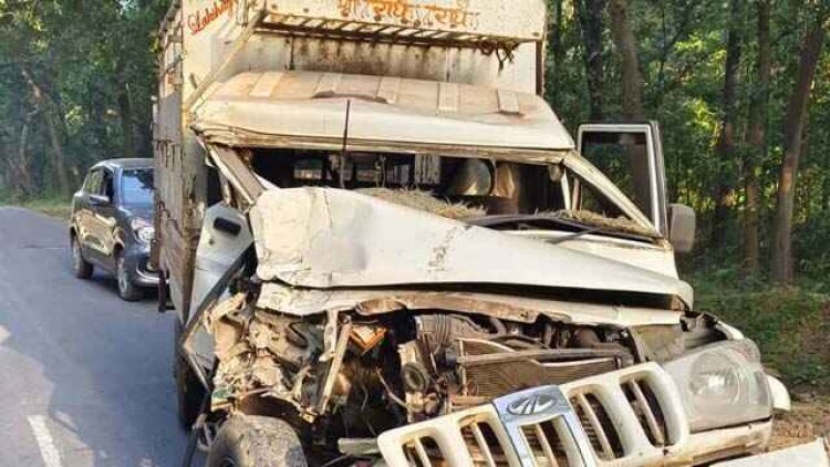 नेशनल हाइवे 130c में हुआ बड़ा हादसा, ट्रक और पिकअप की टक्कर से ड्राइवर की हालत नाजुक, अस्पताल में भर्ती, ट्रक चालाक फरार