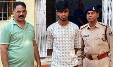 पिकअप बुकिंग कर लूटे गाड़ी व पैसे, डकैती के आरोप में घटना के बाद से फरार नाबालिग समेत 2 आरोपी गिरफ्तार, जंगल ले जाकर दिया वारदात को अंजाम