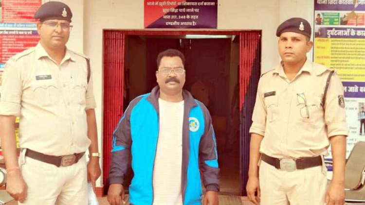 सरकारी शिक्षक ने युवती को दिखाए नौकरी लगवाने के सपने, ऐंठे लाखों रुपये, आरोपी टीचर मनमोहन सिंह गिरफ्तार, दूसरी महिला की भी शिकायत दर्ज