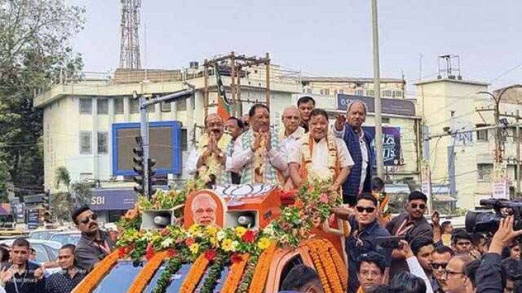 उपचुनाव में भाजपा प्रत्याशी की जीत के लिए आखरी दिन बीजेपी नेताओं ने लगाया पूरा जोर, रोड शो से फिर कमल खिलाने मांगा समर्थन