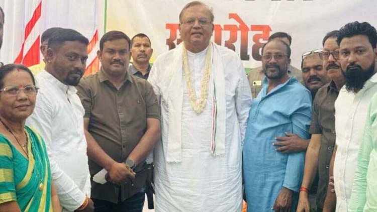 दीपावली मिलन समारोह में शामिल हुए पूर्व विधायक अमितेश शुक्ल, पारंपरिक नृत्य, राउत नाचा, गड़वा बाजा, मुरली की तान और दोहों की गूंज