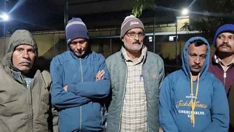 पढ़ाई के बहाने घर में ले जाकर 11वीं कक्षा की नाबालिग छात्रा से गैंगरेप, स्कूल के प्राचार्य, प्रधान पाठक, व्याख्याता और डिप्टी रेंजर सस्पेंड और गिरफ्तार