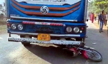 शादी के लिए लड़की देखने जा रहे युवक की बाइक को ट्रक ने मारी जोरदार टक्कर, मौके पर ही मौत, बड़ा भाई घायल, परिवार में पसरा मातम