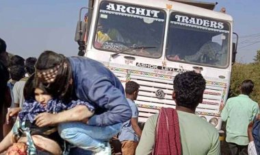 हाइवा ने बाइक को मारी ठोकर, पीछे बैठी युवती की हालत नाजुक, बस की टक्कर से सायकल सवार की मौत, ट्रैक्टर-ट्रॉली पलटी, चार आदिवासियों की गई जान