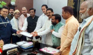 छात्रावास से 7 दिसंबर से छात्रा हेमलता लापता, लोधी समाज के लोगों ने पूर्व विधायक विकास उपाध्याय के नेतृत्व में एसपी को सौंपा ज्ञापन