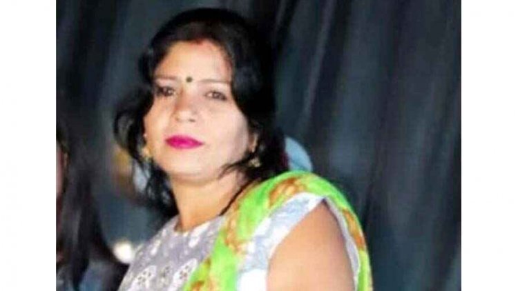 नशीली दवा और इंजेक्शन बेचकर कमाए लाखों, बैंक खाते में करोड़ो का लेनदेन, कुख्यात लेडी ड्रग तस्कर गिन्नी गिरफ्तार,  35 लाख की संपत्ति जब्त