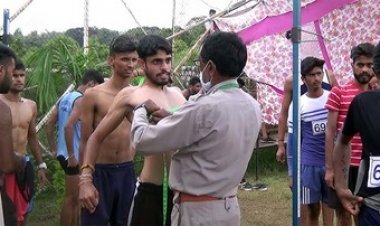 फारेस्ट गार्ड व ड्राइवर के 1628 पदों पर भर्ती में फिर घोटाला, उम्मीदवारों का चेहरा देखकर शारीरिक मापदंड, FIR और वन मंत्री के इस्तीफे की उठी मांग