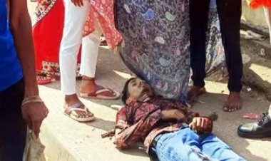 ओवरब्रिज में भारी वाहन की चपेट में आया छात्र, कॉलेज जाने निकले बेटे के मौत की खबर मिलते ही सदमे में परिवार, गांव में पसरा मातम, जांच में जुटी पुलिस