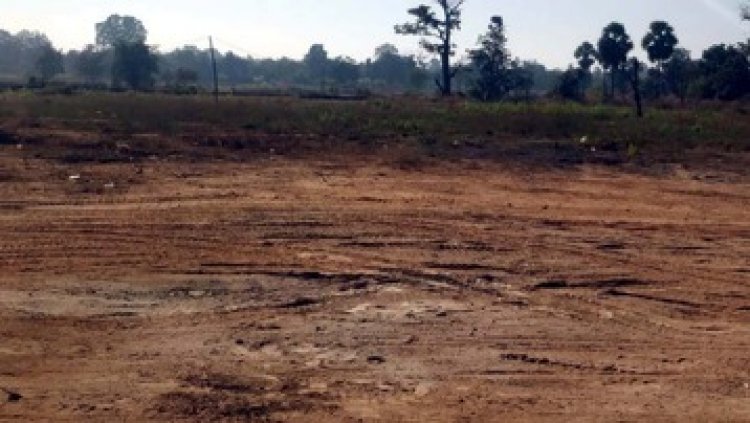 कलेक्टर की अनुमति बिना जमीन की खरीदी-बिक्री!, बेची जा रही सरकारी पट्टे की जमीनें, हो गई रजिस्ट्री?, पेट्रोल टंकी के नाम पर ली NOC