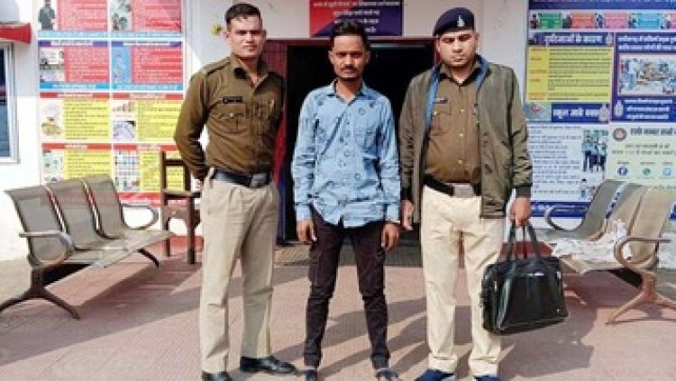 शराब पीने के लिए पैसे नहीं मिलने पर युवक ने स्कूल बस ड्राइवर पर आपरेशन ब्लेड से किया जानलेवा हमला, बदमाश आयुष देवांगन गिरफ्तार