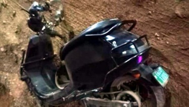 अभनपुर में अज्ञात वाहन ने OLA स्कूटी सवारों को रौंदा, सड़क हादसे में युवक की दर्दनाक मौत, टुकड़ों में मिली लाश, दूसरे की हालत नाजुक