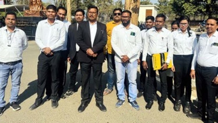 भाजपा को लगा बड़ा झटका! टिकट कटने से नाराज अधिवक्ता प्रशांत मानिकपुरी ने भरा निर्दलीय नामांकन, कांग्रेस को मिलेगा फायदा!