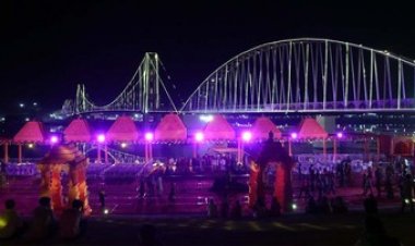 राजिम कुंभ मेला पहुंचने मुफ्त बस सेवा का मिल रहा लाभ, श्रद्धालुओं के ठहरने लिए सर्वसुविधा युक्त स्विस कॉटेज, प्रयागराज की तर्ज पर बनाया गया टेंट सिटी