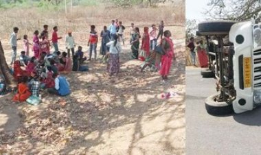 जशपुर में दो दिनों के अंदर 2 हादसे, पंडित प्रदीप मिश्रा की शिवमहापुराण कथा सुनने जा रहे श्रद्धालुओं से भरी पिकअप पलटी, 24 घायल, चालक फरार