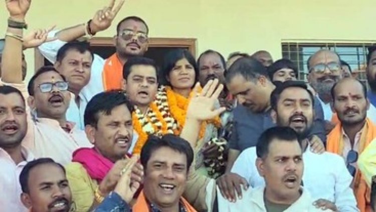 मरवाही में BJP के दोनों अधिकृत प्रत्याशी हारे, बागियों ने लहराया जीत का परचम, बलौदाबाजार में बागी उम्मेदवार को अध्यक्ष बनाने पर फूटा कार्यकर्ताओं का गुस्सा