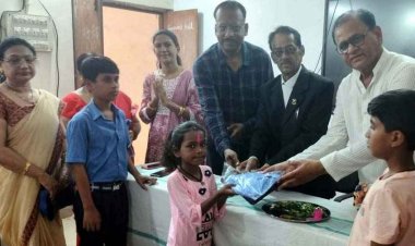 पी एल वाय बैरन बाजार शासकीय स्कूल में नवीन सत्र का आगाज, तिलक लगाकर नव प्रवेशी बच्चों का स्वागत कर मनाया गया प्रवेशोत्सव