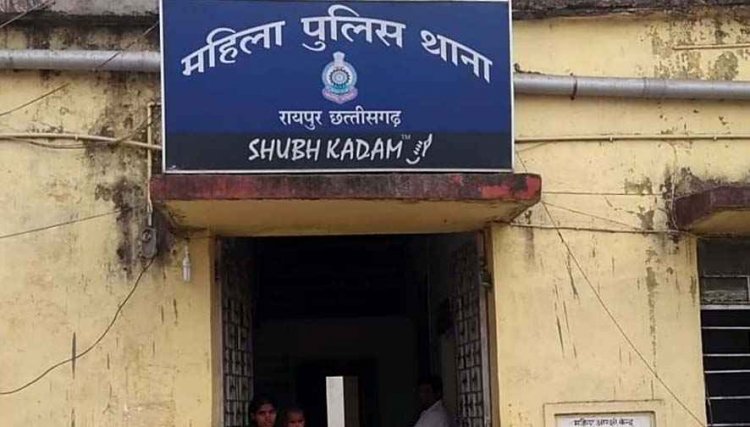 तीन महिला पुलिस कर्मियों के खिलाफ जुर्म दर्ज, कोर्ट के आदेश पर लिखी गई रिपोर्ट, थाने में पीड़िता की पिटाई का आरोप