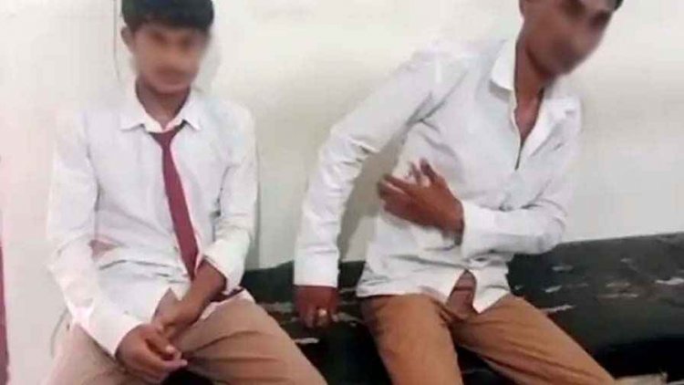 पुरानी रंजिश के चलते स्कूल में 9वीं के छात्रों ने 12वीं के स्टूडेंट को मारा चाकू,  बचाने आए दोस्त पर भी हमला, दो छात्र लहूलुहान