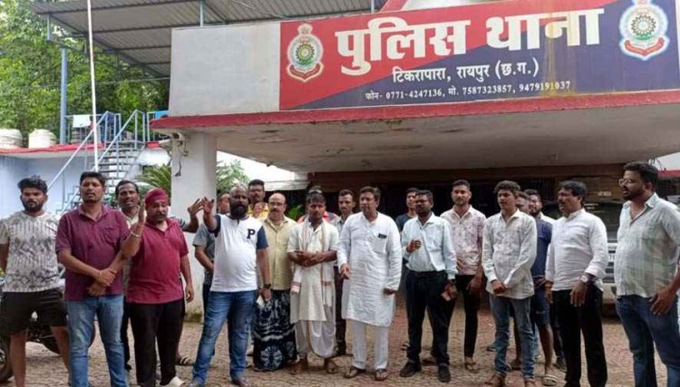 भाजपा कार्यकर्ता द्वारा ‘मन की बात’ न सुनने वालों की पिटाई पर पंकज शर्मा के नेतृत्व में कांग्रेसजनों ने किया थाना का घेराव