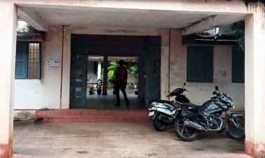 पत्नी हेडमास्टर, फिर भी मिल गया पीएम आवास योजना का लाभ!, चित्रसेन डड़सेना ने किया खुलासा, सवालों के घेरे में जिला प्रशासन की चुप्पी