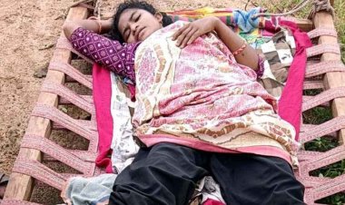 जंगल में आईईडी लगाने के दौरान हुआ विस्फोट, घायल महिला नक्सली को, छोड़ भागे साथी, पुलिस ने पहुंचाया अस्पताल, इलाज जारी