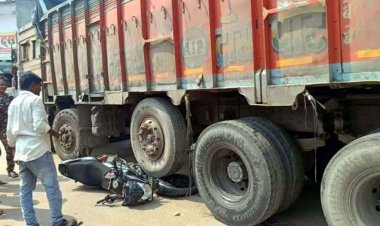 तेज रफ्तार ट्रक ने बाइक को मारी जोरदार टक्कर, वाहन की चपेट में आए कॉलेज लौट रहे भाई-बहन, युवक घायल, अस्पताल में भर्ती, किया रेफर