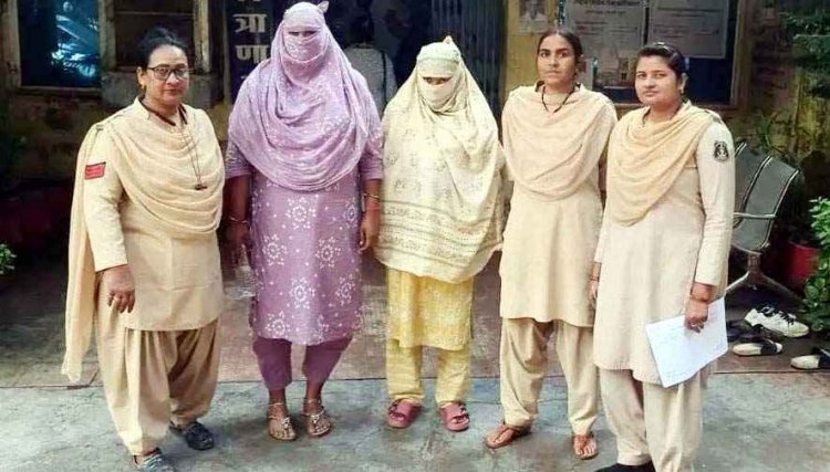 छत्तीसगढ़ में हाईप्रोफाइल सेक्स रैकेट का बड़ा खुलासा, नाबालिग को जबरजस्ती देह व्यापार में धकेला, पुलिस ने 2 महिलाओं को किया गिरफ्तार