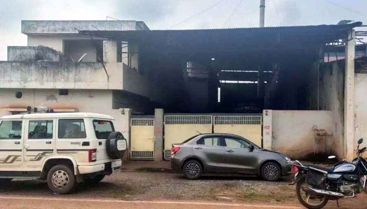 राईस मिल में पान मसाला का अवैध कारोबार!, गोबरा नवापारा में GST विभाग की बड़ी कार्रवाई, टैक्स चोरी की जांच में गोदाम पर छापेमारी