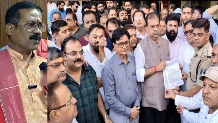 अग्रवाल और सिंधी समाज का आक्रोश, दर्ज हुई FIR, अमित बघेल बोले- फांसी चढ़ा दें या गर्दन काट दें, नहीं मागूंगा माफी, कल रायपुर बंद का एलान