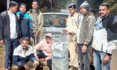 सेंट्रो कार से अवैध गांजा की तस्करी, फिंगेश्वर पुलिस ने किया दो तस्करों को गिरफ्तार, ओडिशा से ला रहे माल को किया जप्त