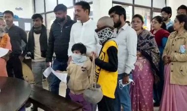 मुक्तिधाम से अस्थियों की चोरी, मचा हड़कंप, परिवार ने थाने में दर्ज कराई शिकायत, ​अस्थियां चुराते सीसीटीवी में कैद हुई पत्नी लापता