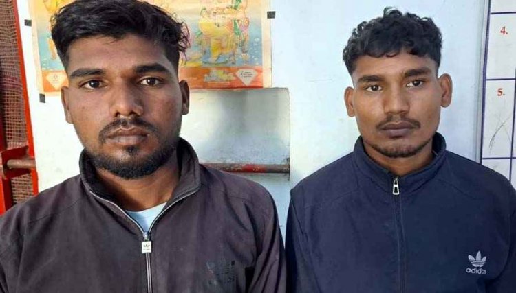 साहू पेट्रोल पंप के पास अवैध शराब तस्करी का भंडाफोड़, पुलिस ने दो आरोपियों को किया गिरफ्तार, 5.02 लाख का माल समेत छोटा हाथी जप्त