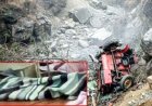 तेज रफ्तार और ढलान बनी काल, 60 फीट गहरी खाई में गिरा ट्रैक्टर, ड्राइवर की दर्दनाक मौत, 5 नाबालिग घायल, एक बच्चे की हालत नाजुक