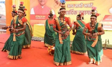 स्वाति मिश्रा के भजनों से भक्तिमय हुआ राजिम कुंभ कल्प, उमड़ा जनसैलाब, शिल्पा सिंह कत्थक नृत्य और संतोष घोरबंधे के लोक कलामंच की होगी प्रस्तुति