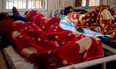 चौथिया कार्यक्रम की दावत बनी आफत, फूड पॉइजनिंग का तांडव, दो पंचायतों के दर्जनों ग्रामीण अस्पताल में भर्ती, स्वास्थ्य विभाग ने लगाया शिविर